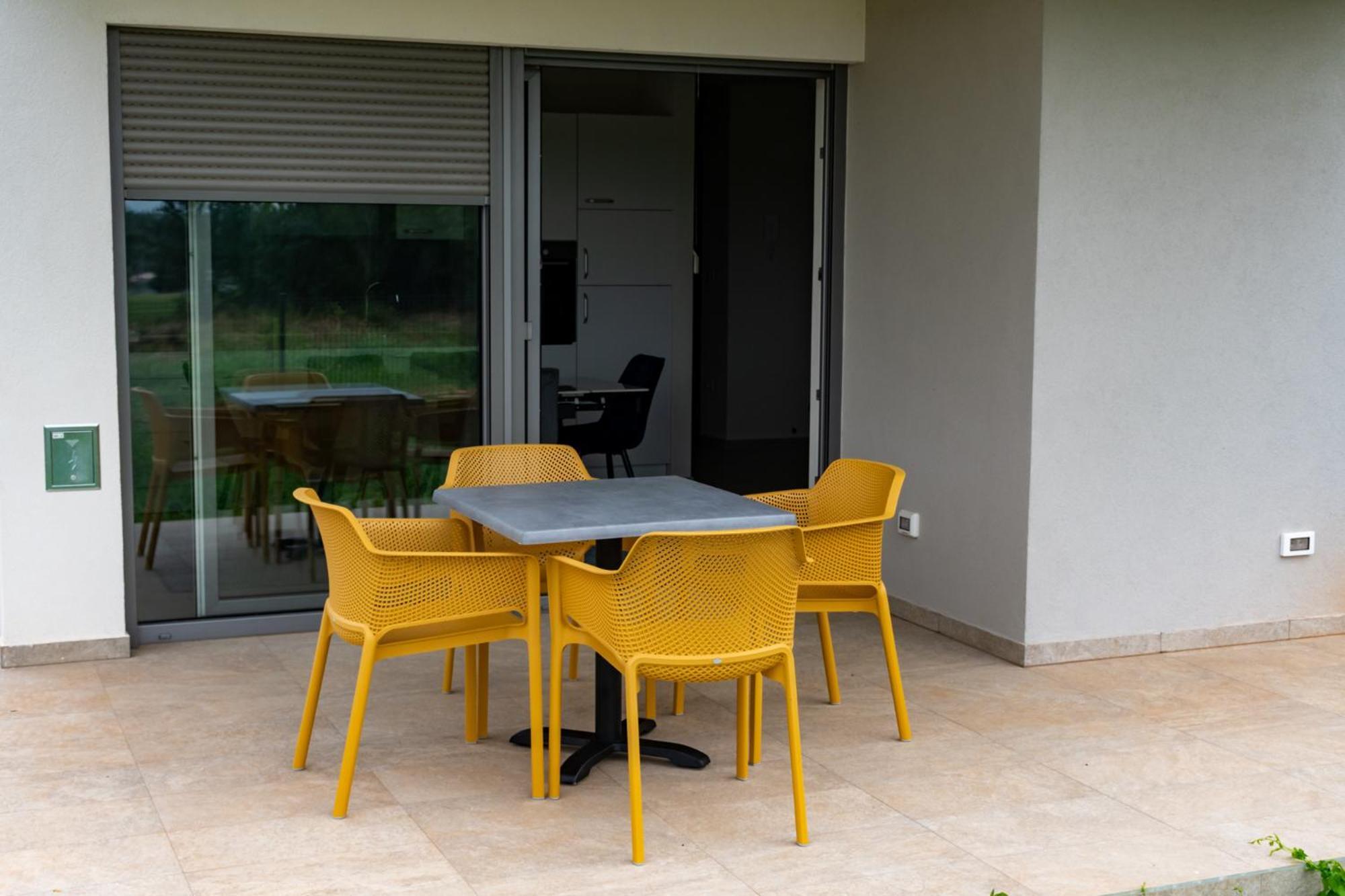 Baden Resort Basanija, Umag-With Sea View, Parking And 300M From The Beach Bagian luar foto