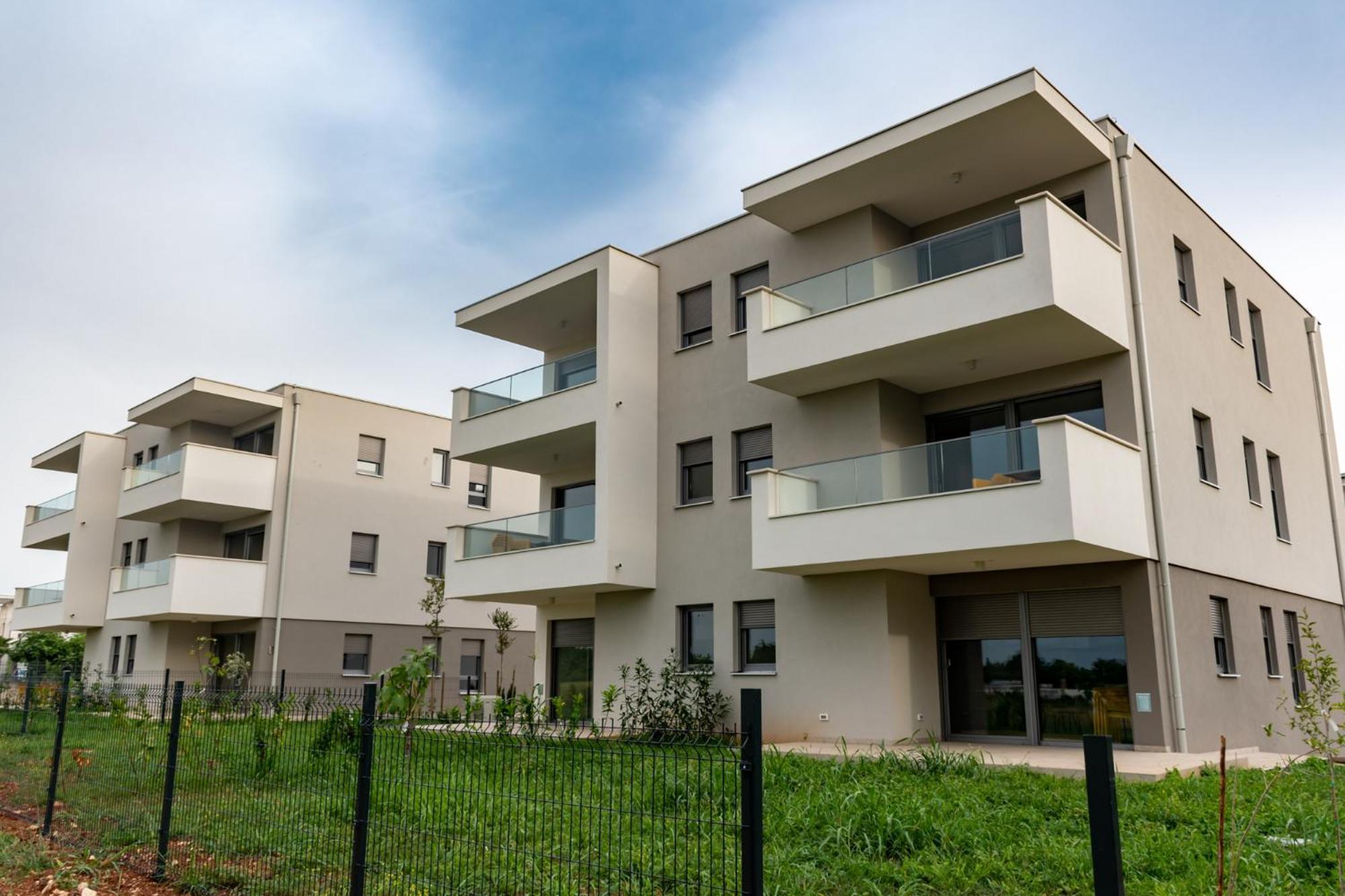 Baden Resort Basanija, Umag-With Sea View, Parking And 300M From The Beach Bagian luar foto
