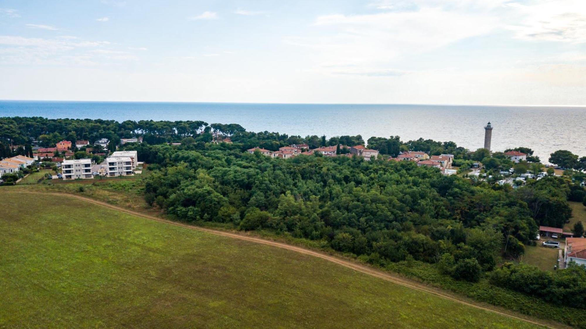 Baden Resort Basanija, Umag-With Sea View, Parking And 300M From The Beach Bagian luar foto