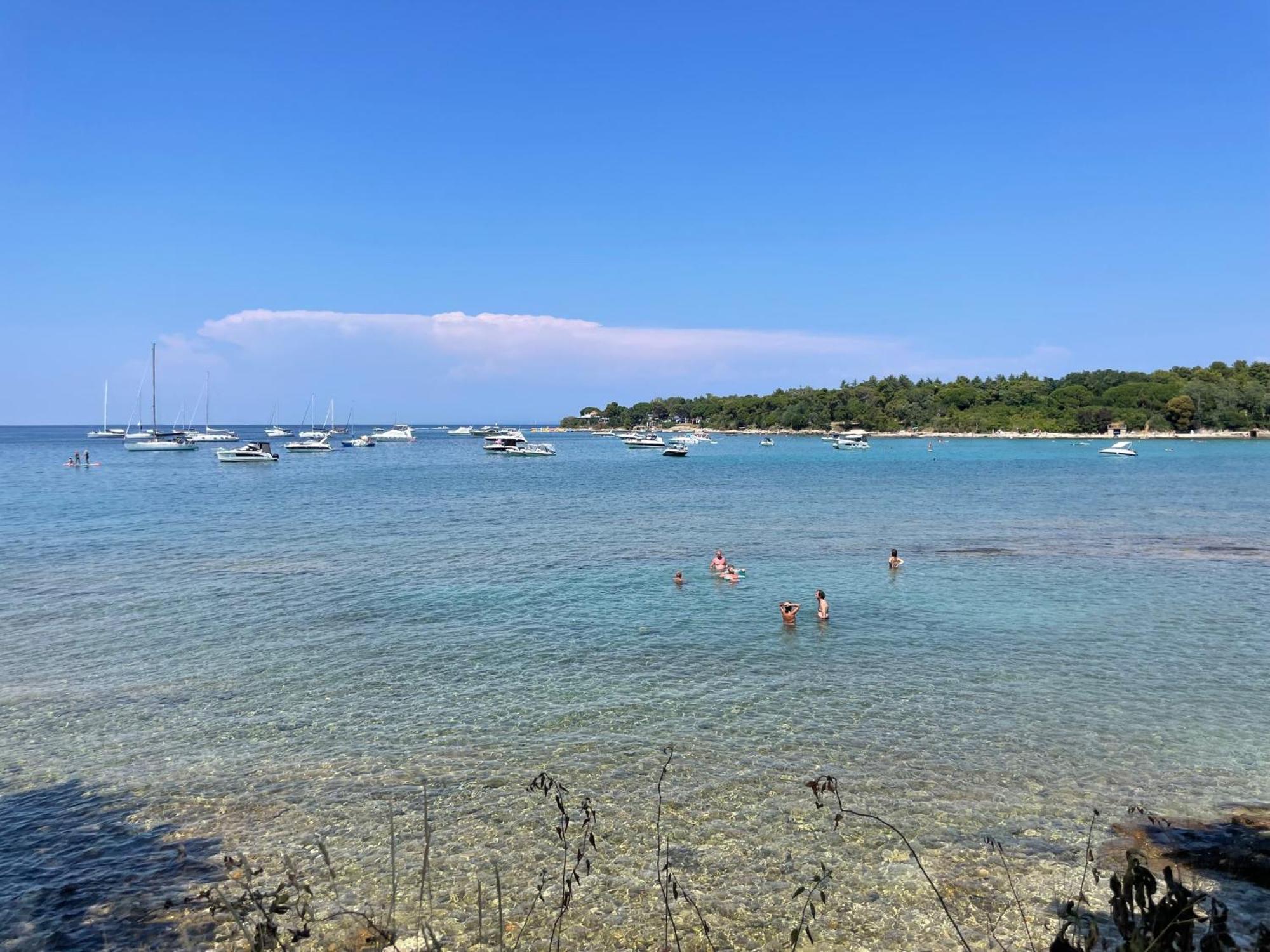 Baden Resort Basanija, Umag-With Sea View, Parking And 300M From The Beach Bagian luar foto